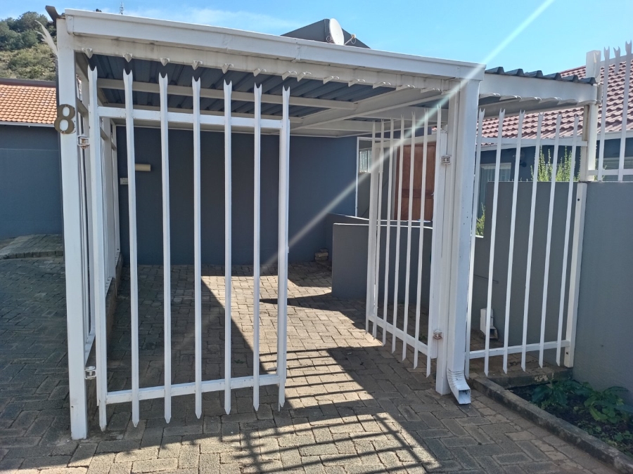 3 Bedroom Property for Sale in Langenhovenpark Free State